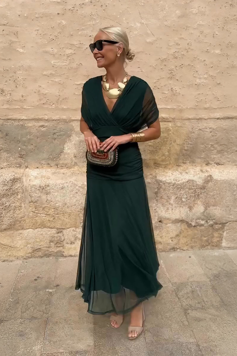 Monika | Sukienka maxi na przyjęcie z eleganckim dekoltem w serek