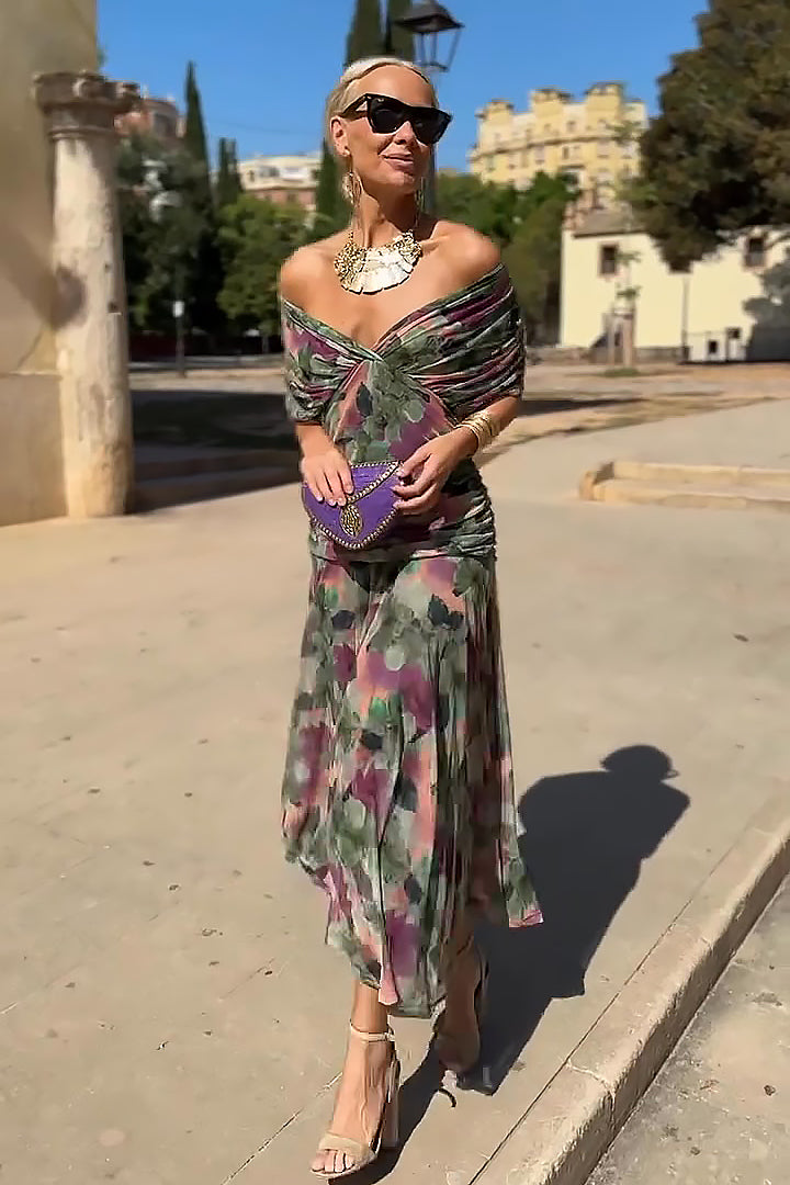 Monika | Sukienka maxi na przyjęcie z eleganckim dekoltem w serek