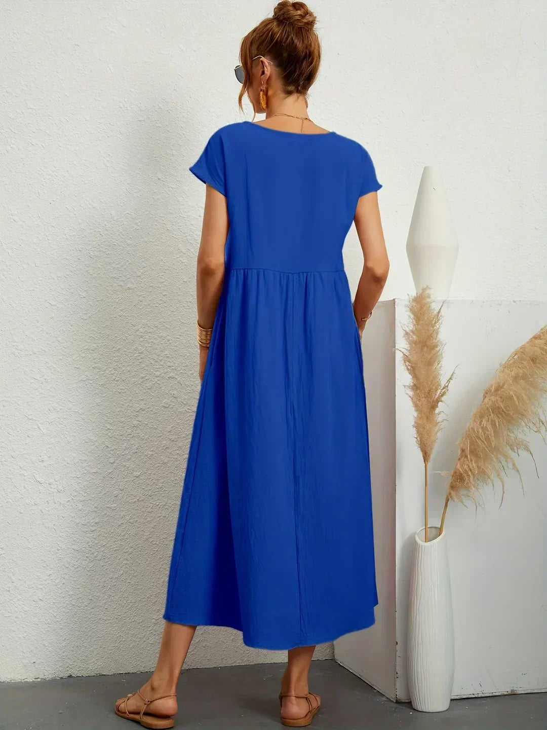 Lidia™ — Zwiewna sukienka midi o ponadczasowej elegancji
