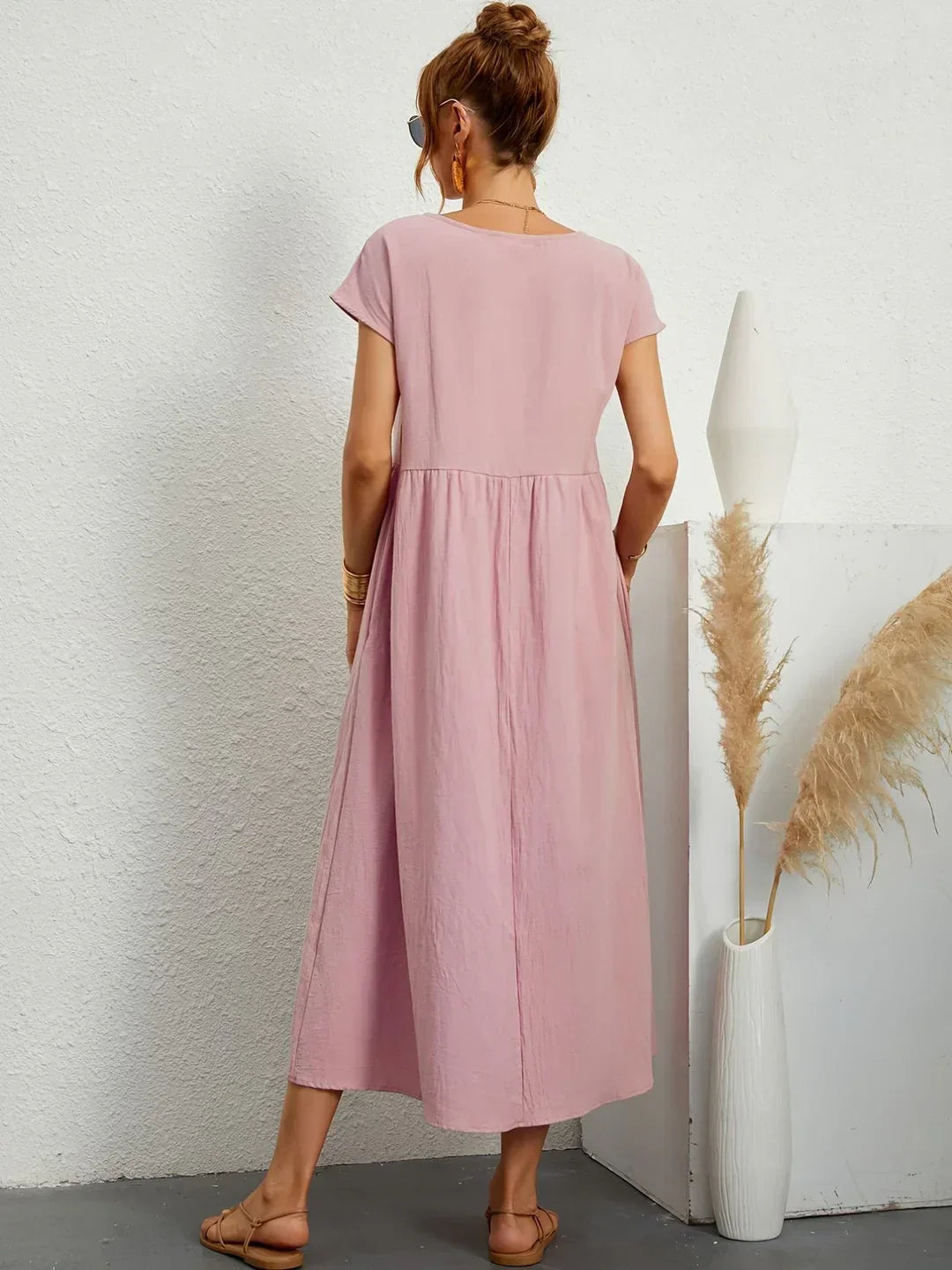 Lidia™ — Zwiewna sukienka midi o ponadczasowej elegancji
