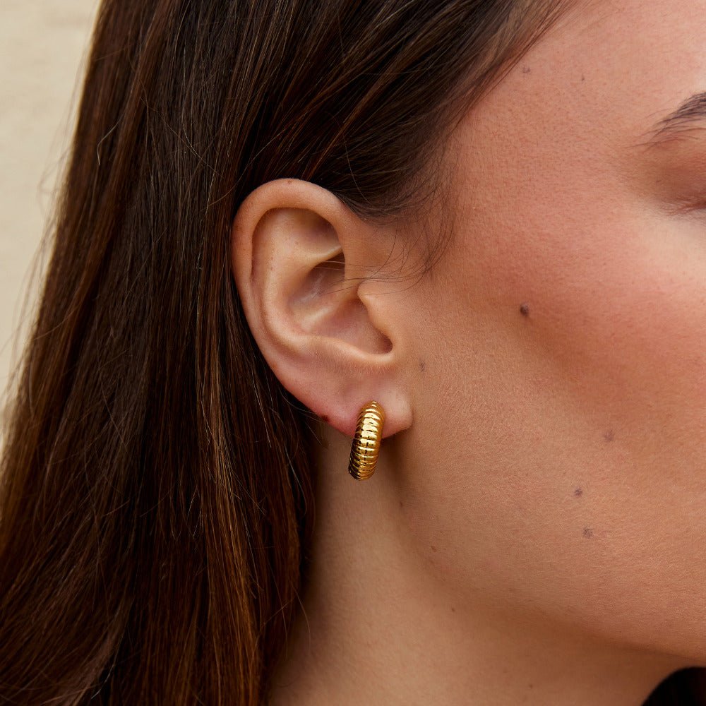 Lulu Spring Hoop Earrings