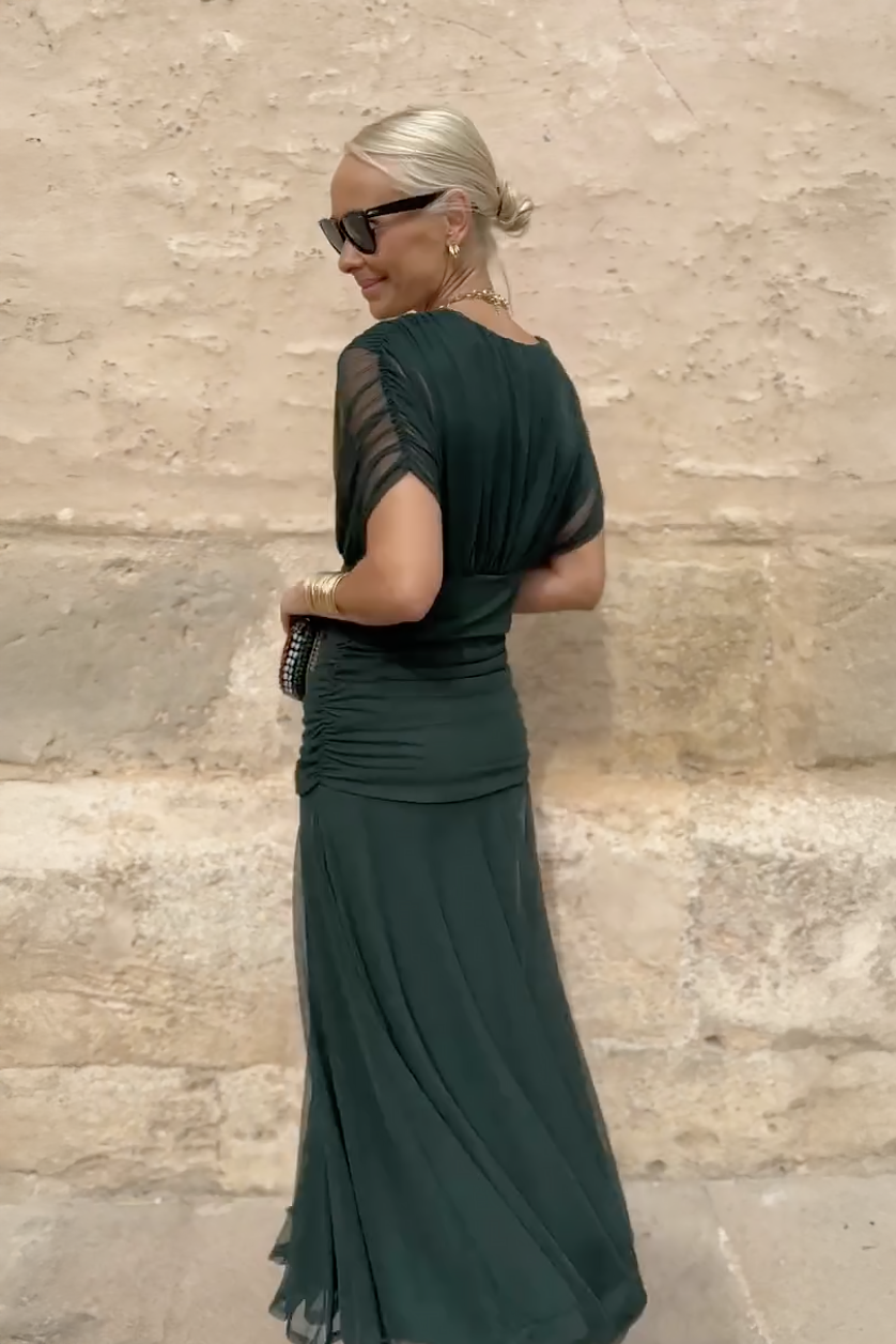 Monika | Sukienka maxi na przyjęcie z eleganckim dekoltem w serek
