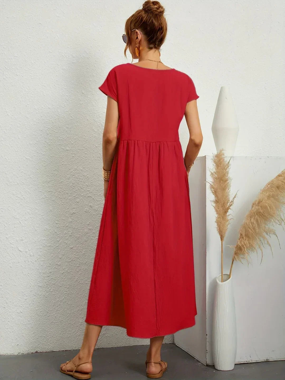 Lidia™ — Zwiewna sukienka midi o ponadczasowej elegancji