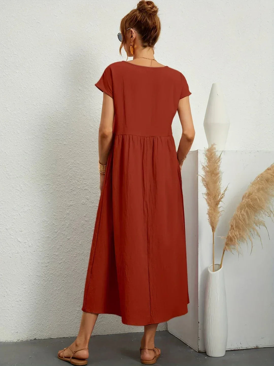 Lidia™ — Zwiewna sukienka midi o ponadczasowej elegancji